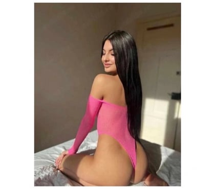 Escorts Aldershot Rushmoor - Photos for 🎀Only one week in you area 🎀