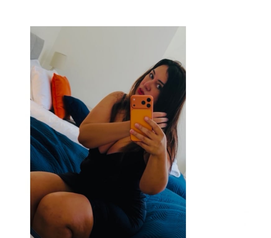 Escorts Hull Wincolmlee - Hull - Photos for STUNNING SUZAN !! Available for parties and massage