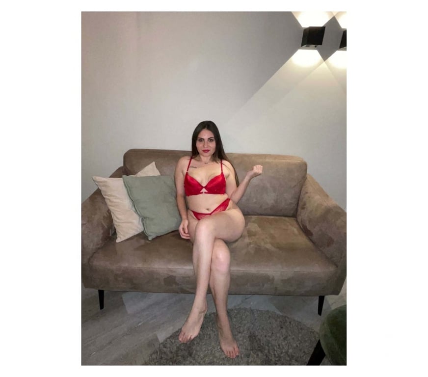 Escorts Greater Manchester Manchester - Photos for Hello i m Eva new here best service party girl