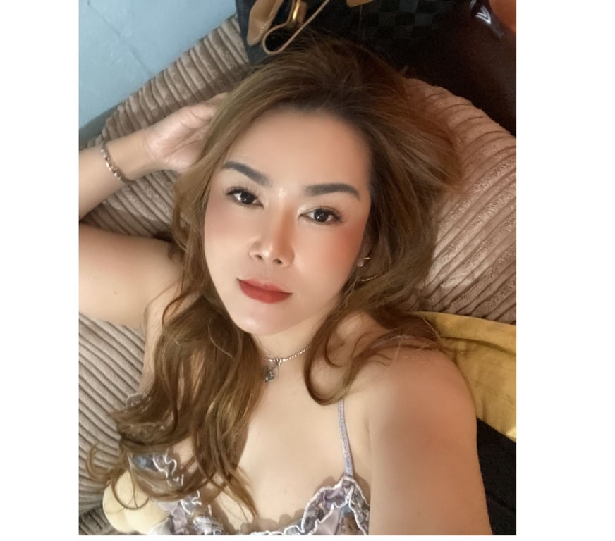 Escorts Warwickshire Nuneaton and Bedworth - Photos for Emmie Thai Girl - Professional Massage and Body to Body 😘