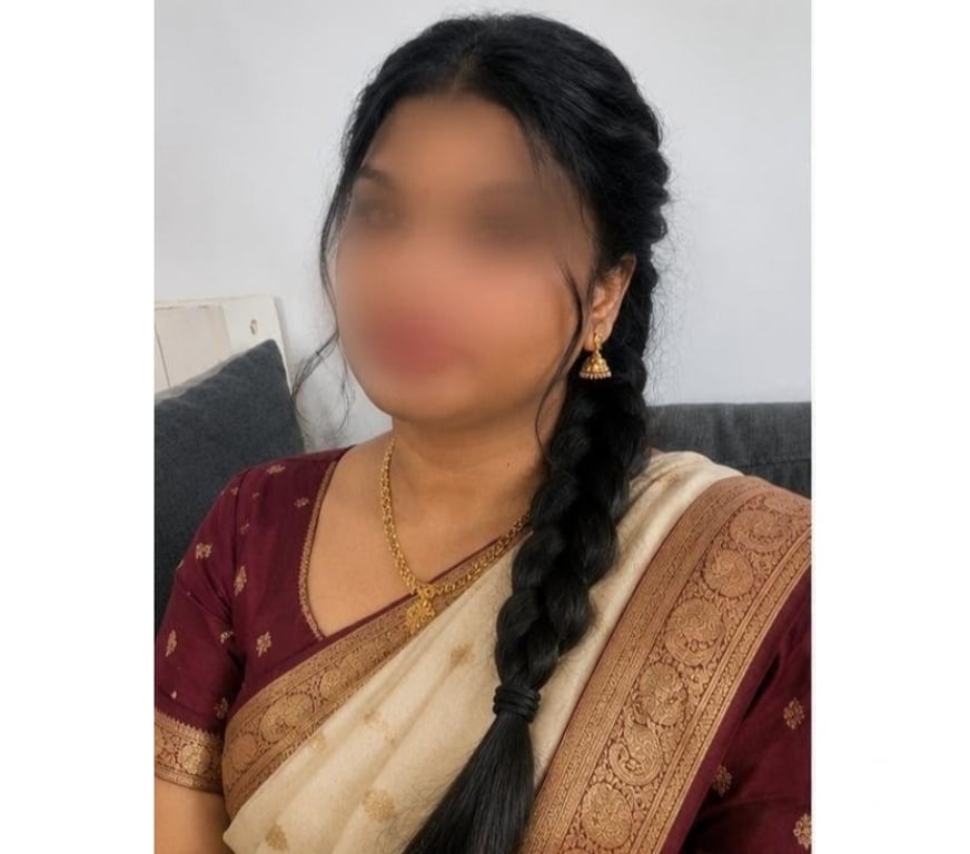 Escorts West Yorkshire Leeds - Photos for South Indian tamil girl new town