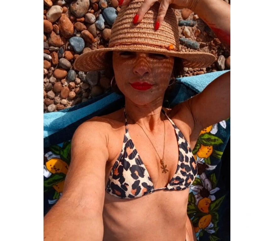 Escorts Renfrewshire Paisley - Renfrewshire - Photos for Petite Brazilian Vicky