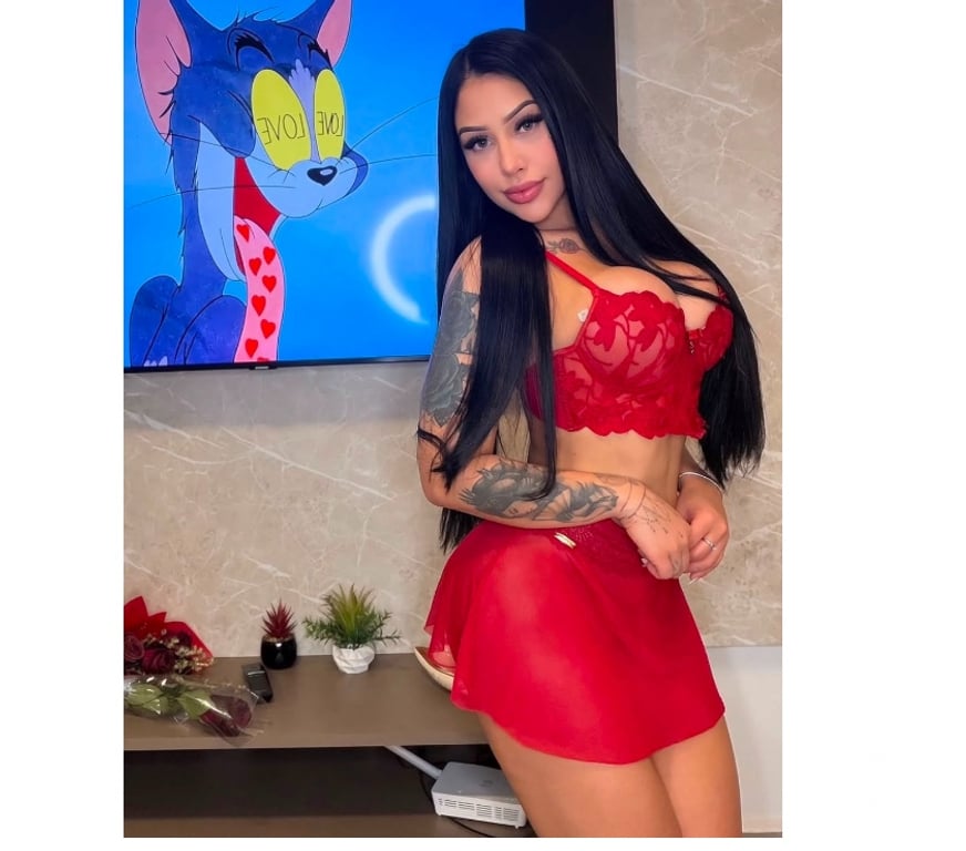 Escorts South East London Crystal Palace - South East London - Photos for Nina Hot girl ❤️‍🔥🍒🫦 whatsapp me for vídeos
