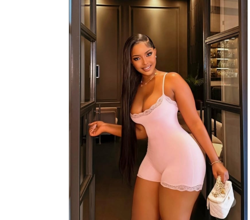 Escorts Essex Southend-on-Sea - Photos for love, understanding, and passion 💞💞