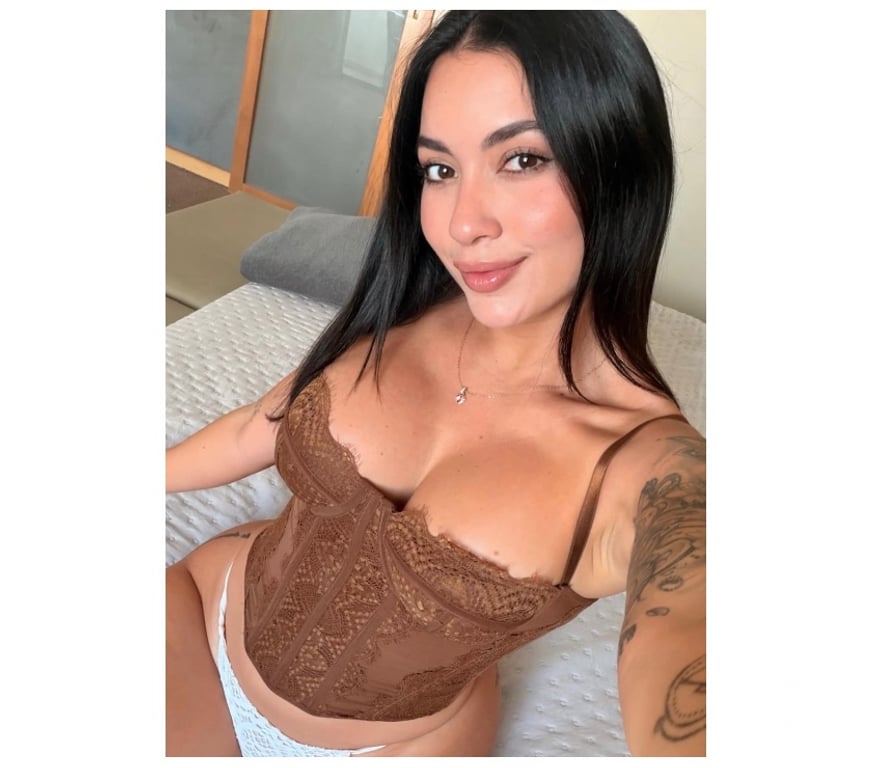 Escorts Essex Brentwood - Photos for SURREAL VICTORIA🔥PARTY BRAZILIAN😈
