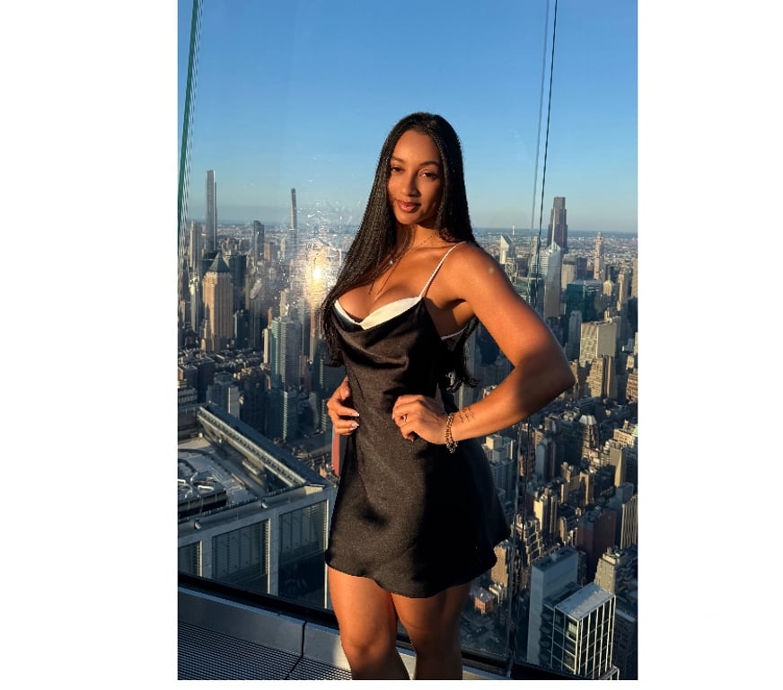 Escorts South West London Kingston upon Thames - Photos for Brazilian girl brunette 100% real 😘