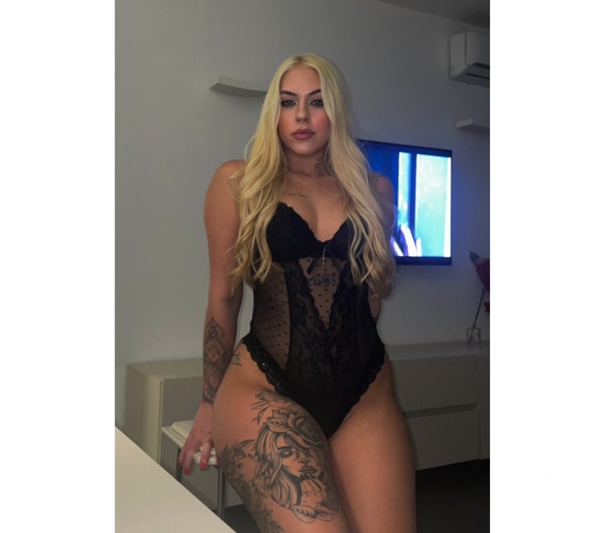 Escorts Nottinghamshire Nottingham - Photos for Giulia (Your Best Brazilian Experience)