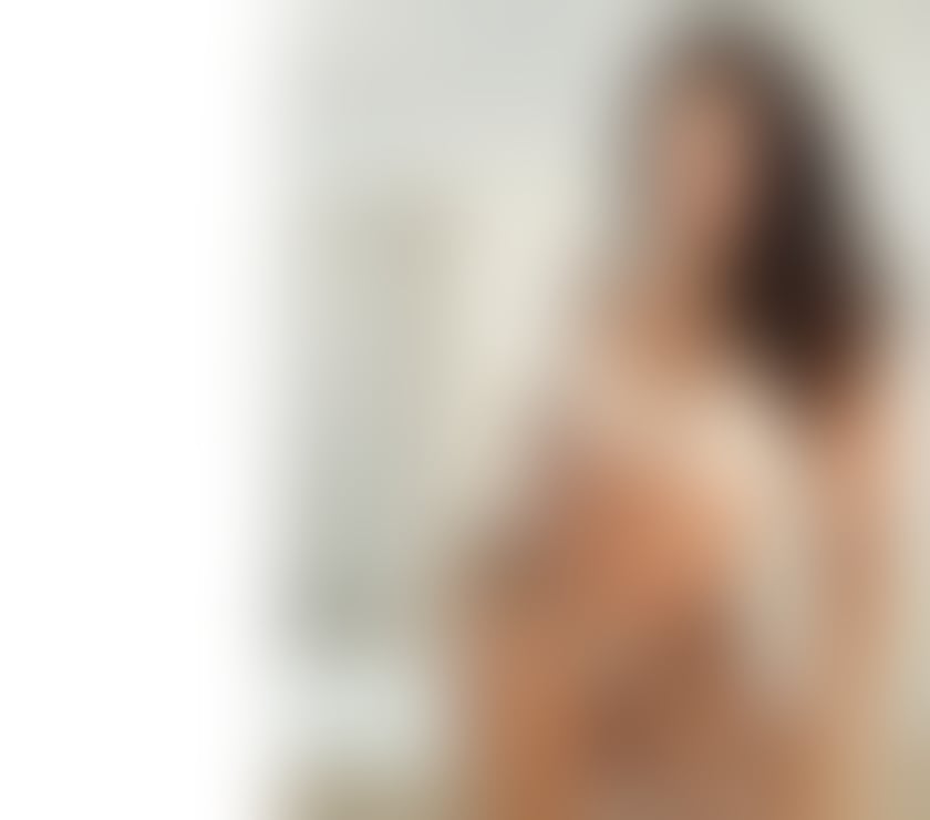 Escorts Oxfordshire South Oxfordshire - Photos for Caramel Gorgeous BIG BUM