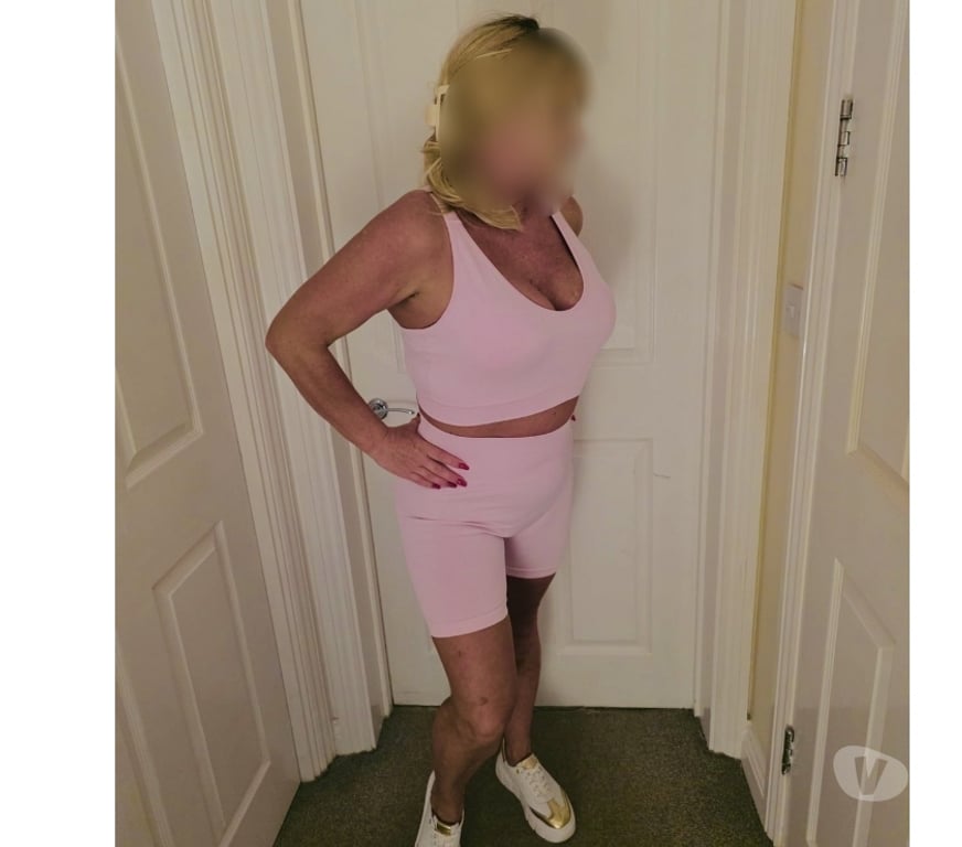 Escorts Peterborough Peterborough City Centre - Peterborough - Photos for Classy Mature Ivone - NEW IN THE AREA