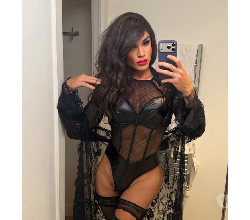 Trans Escorts West Midlands Walsall - Photos for 🔥 NEW Latina TRANS Discreet Companion 🔥 BIG and BOUNCY
