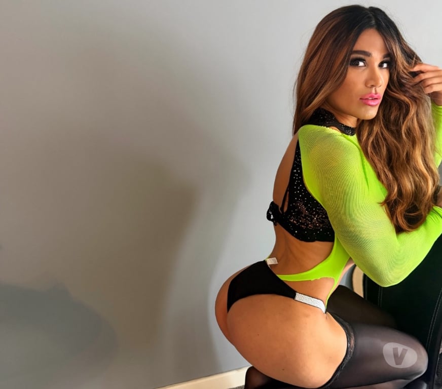 Escorts West Midlands Walsall - Photos for 🔥 NEW Latina TRANS Discreet Companion 🔥 BIG and BOUNCY