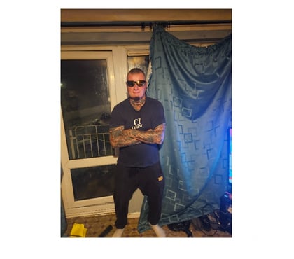 Adult Dating Leeds City Centre Leeds - Photos for Divorced Mature Male Seeks New Adventures FEMALES 19 TO 45