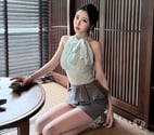 ✨ Elegant Companion · Warm & Private ✨