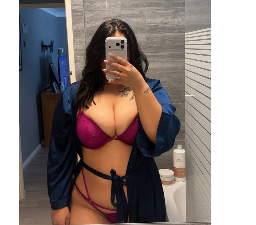 Escorts Essex Chelmsford - Photos for Letícia Curvys 🔥Party Girls 🇧🇷🔥