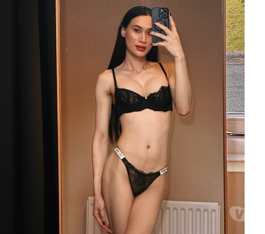 Escorts Leicestershire Leicester - Photos for Lydia Thai Ts with something below 🍆