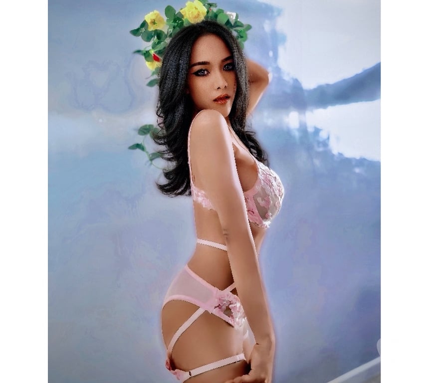 Escorts East London Stepney Green - East London - Photos for MEGAN💋TS Thai Ladyboy✨
