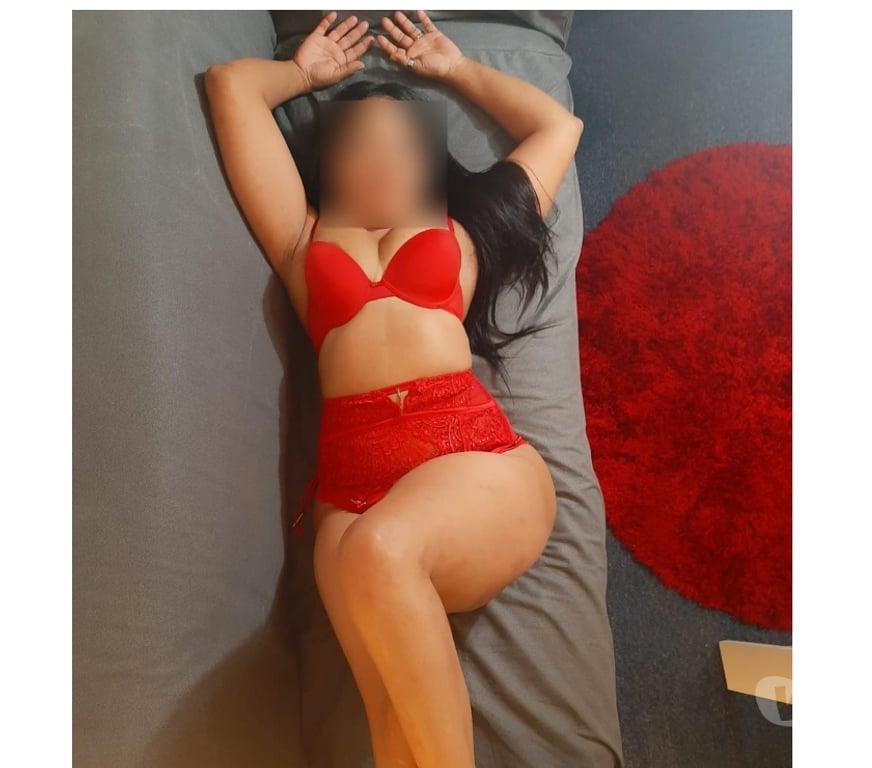 Escorts Staffordshire Stoke-on-Trent - Photos for New Girl in The Town Stoke-on-Trent Good Party