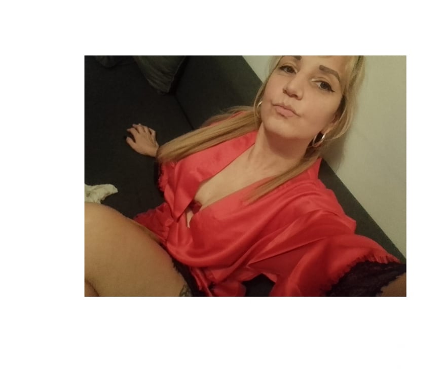 Escorts East Sussex Brighton - Photos for Débora - Best owo - Party milf 🍑😈❤️