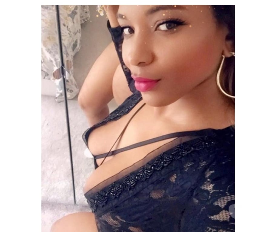 Escorts West London Acton Central Station - West London - Photos for Girl party new in this City,
