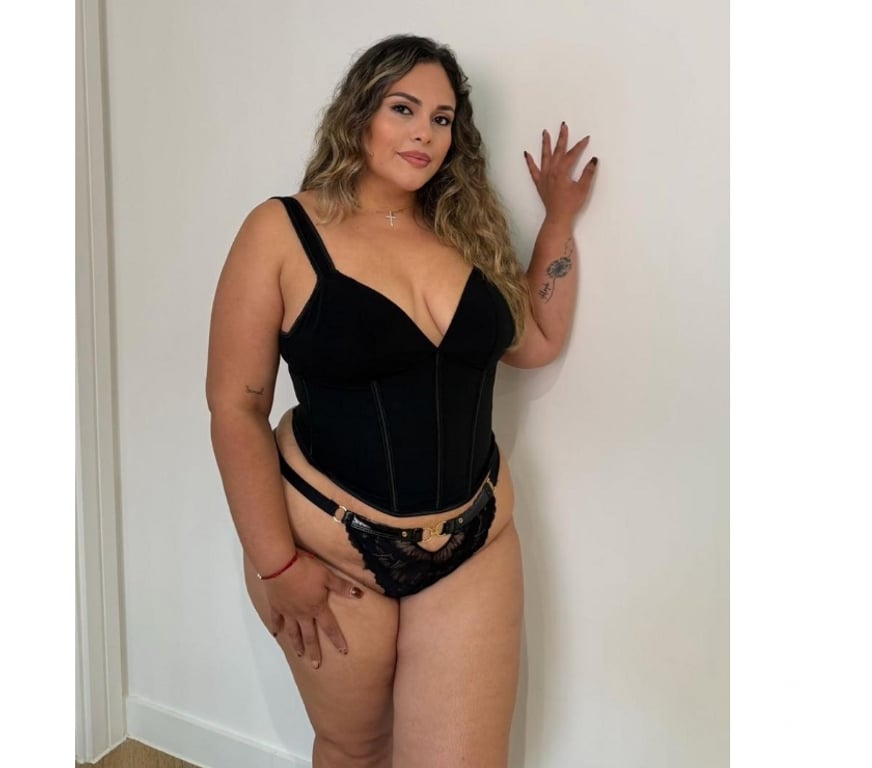 Escorts South East London Camberwell - South East London - Photos for Curvy Colombian. Sexy, friendly & no rush service