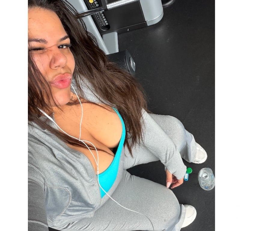 Escorts Brent North Wembley Station - Brent - Photos for JULIA SEXY CURVES 🍑🎉💃🏽