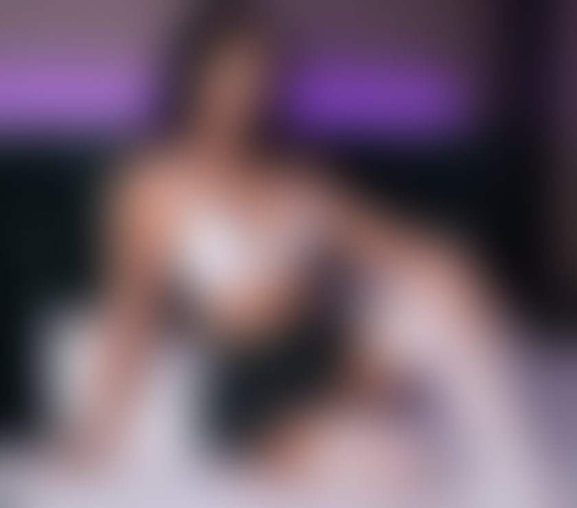 Escorts Feltham Hounslow - Photos for Hello boys im Ariana Best Owo Party girl
