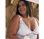 Sexy brunette BBW 🍑