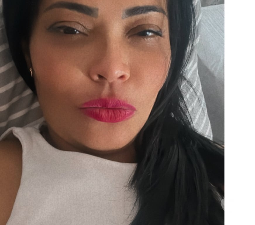 Escorts West London Acton - West London - Photos for Brazilian Babe in Acton 😍