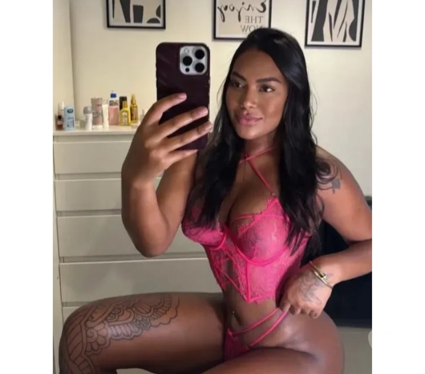 Escorts South East London Woolwich - South East London - Photos for Latina Cristal available to party 💯