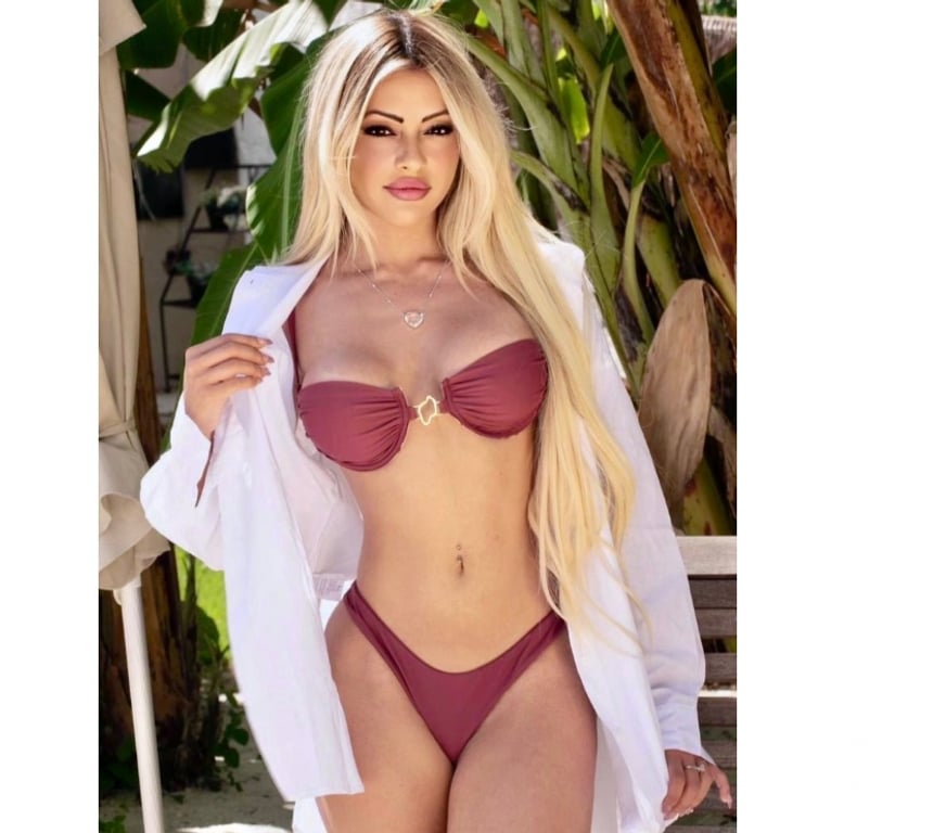 Escorts South East London Croydon - Photos for FLOR 🌹🎉PARTY🎉