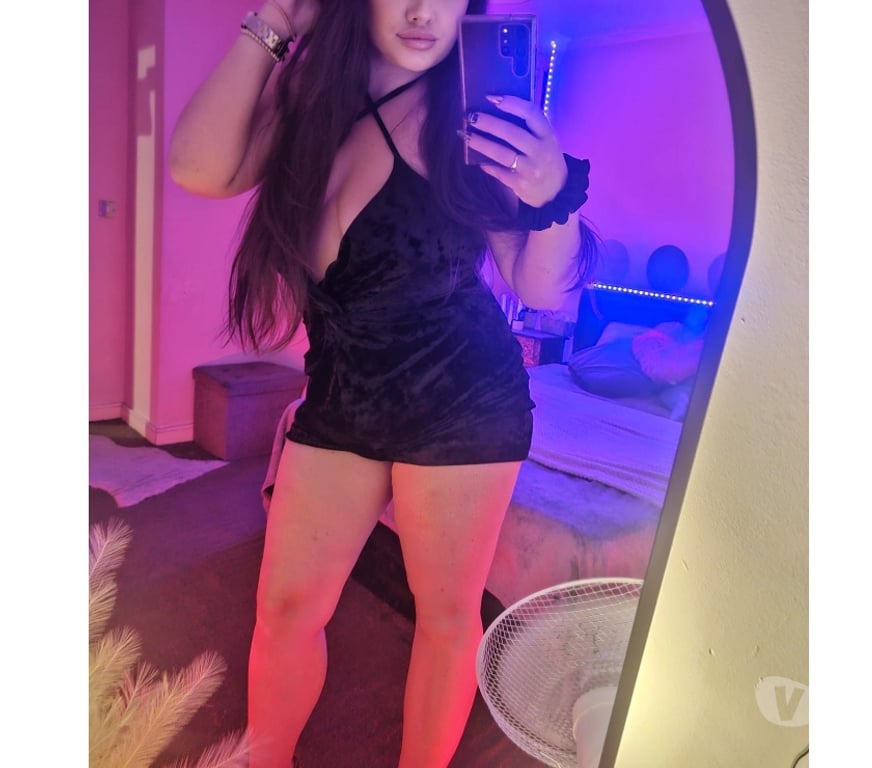 Escorts Hertfordshire Broxbourne - Photos for 😈Curvy Horny Polish Goddess 😈Feral_Kitten😈