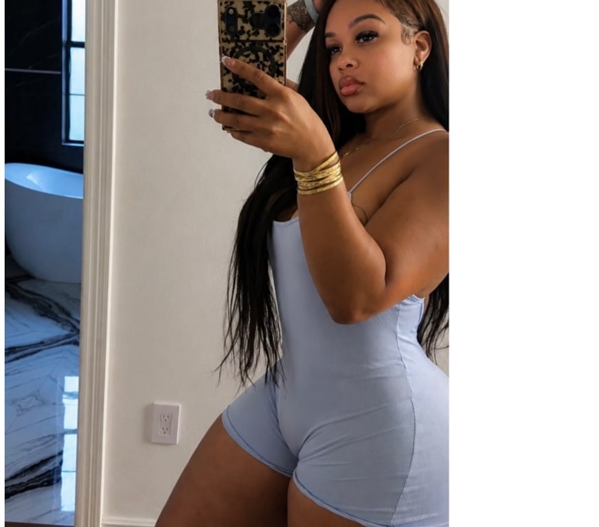 Escorts Essex Basildon - Photos for Latina sexi masaje hot 🔥🔥A-Level