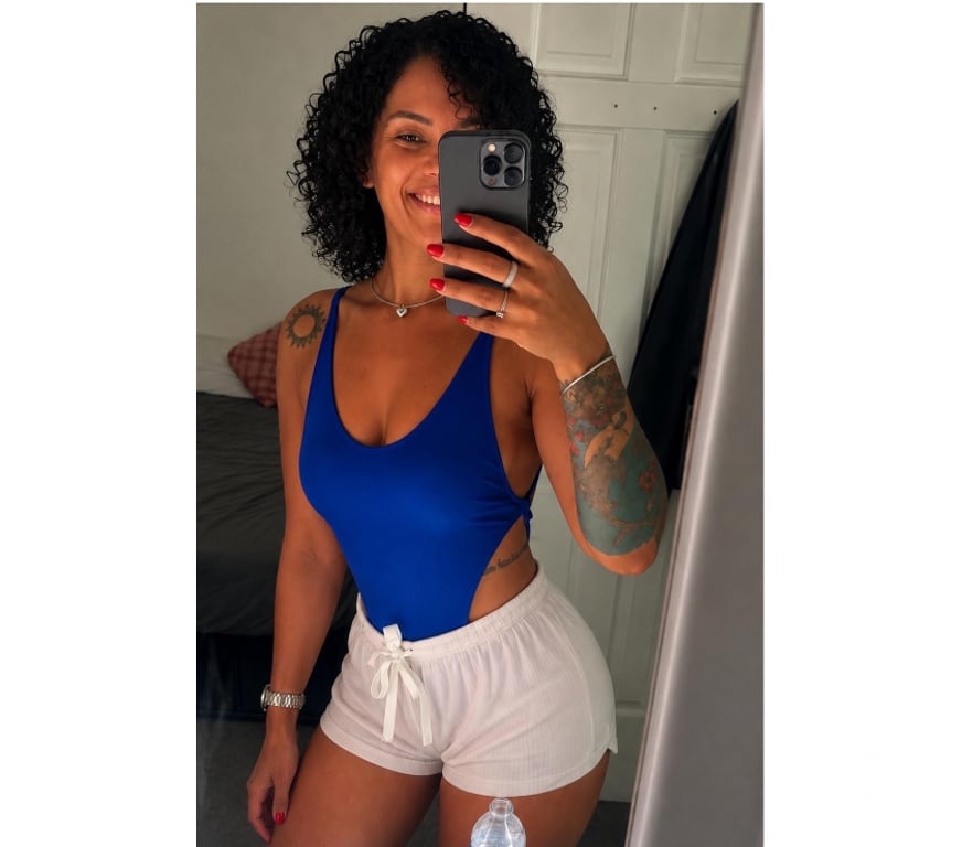 Escorts Hampshire Southampton - Photos for brunette with a big butt🔥🍯