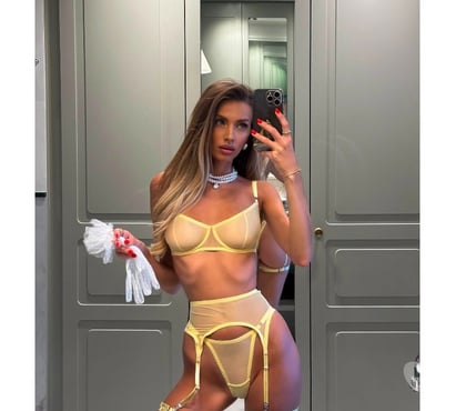  Escorts Glasgow East Investment Park Glasgow - Photos for ✨️Elegant Escort♠️MYA BEST PARTY🥂 GIRL✨️