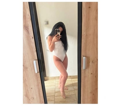  Escorts & Erotic Massage Swansea City Centre Swansea - Wales - Photos for 🥰 RENATA NEW IN TOWN 🥰 OUTCALL ❤️