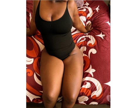Escorts and Massages Gants Hill East London - Photos for NAUGHTY, THICK & COMPLETELY REAL 👑