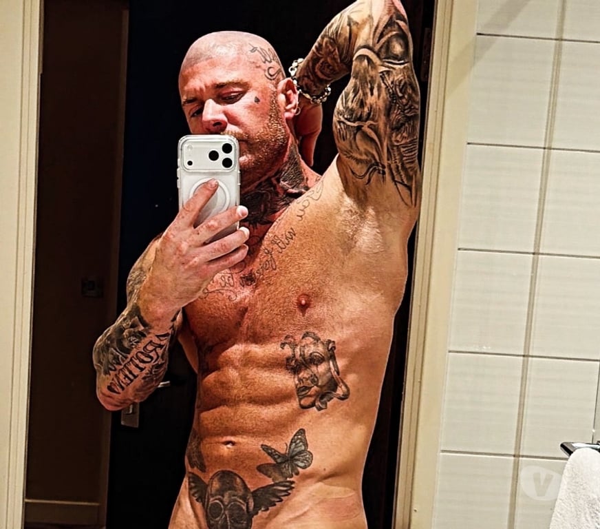  Gay massage West Northamptonshire Northampton - West Northamptonshire - Photos for MR Murdz Masculine Tattooed gym fit man insta rob_murdz