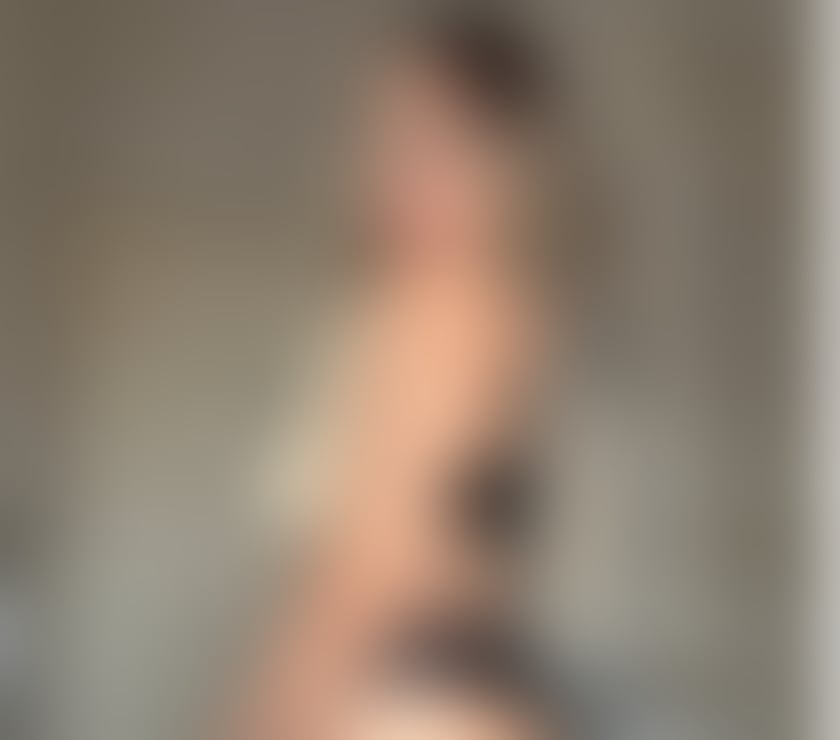 Escorts South West London Kingston upon Thames - Photos for Ariana sexy e BRAZILIAN party ❤️‍🔥