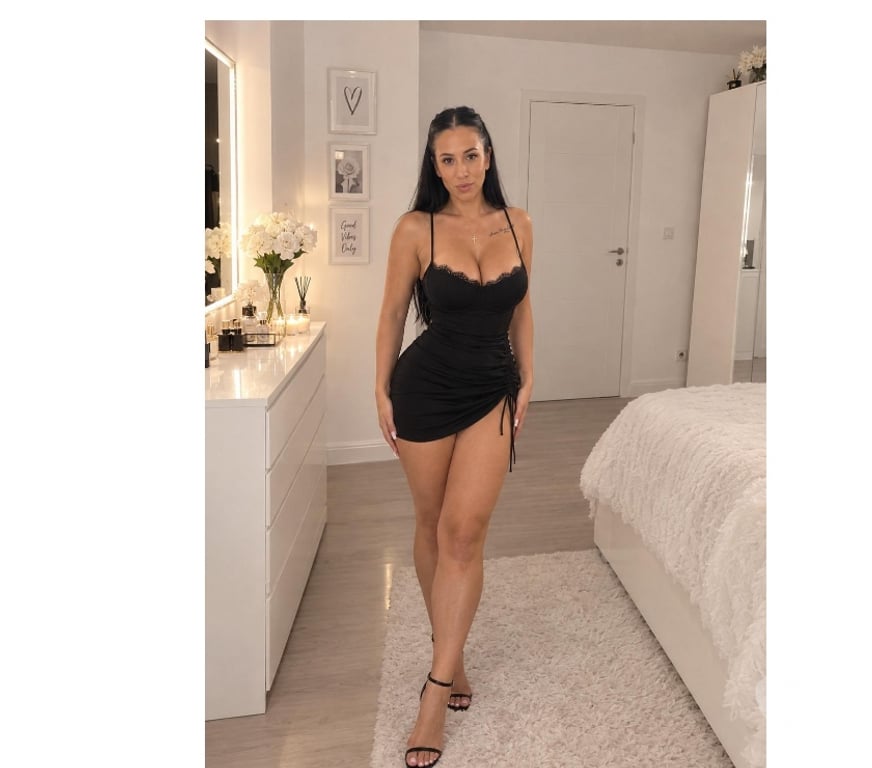 Escorts Hull Anlaby Park - Hull - Photos for ANTONIA SENSUAL NAUGHTY GIRL HERE IN YOUR TOWN IN&OUT