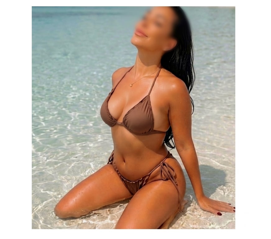 Escorts Gloucestershire Cheltenham - Photos for A Sensual, British, Discreet, Independent Cheltenham Escort