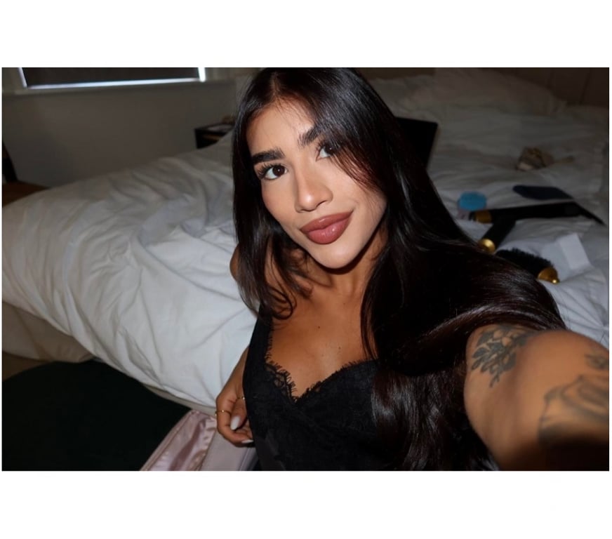 Escorts North London Finsbury Park - North London - Photos for MIA ❤️‍🔥 Naughty PARTY GFE 🍾 REAL PICS 🇧🇷