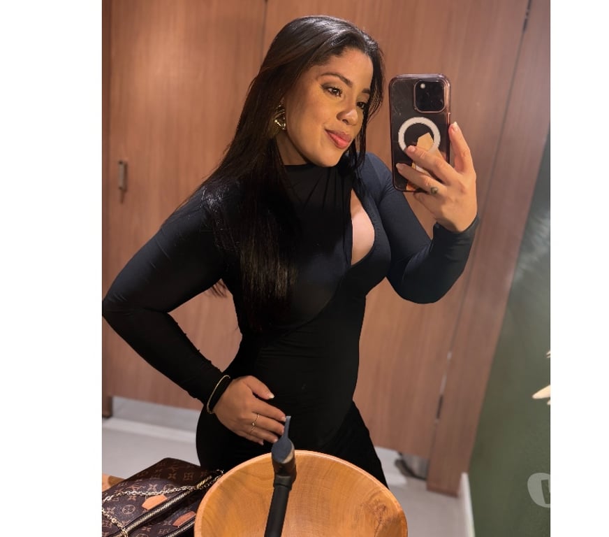 Escorts Essex Thurrock - Essex - Photos for Bruna Hot brunette🇧🇷🥂 for your party🔥