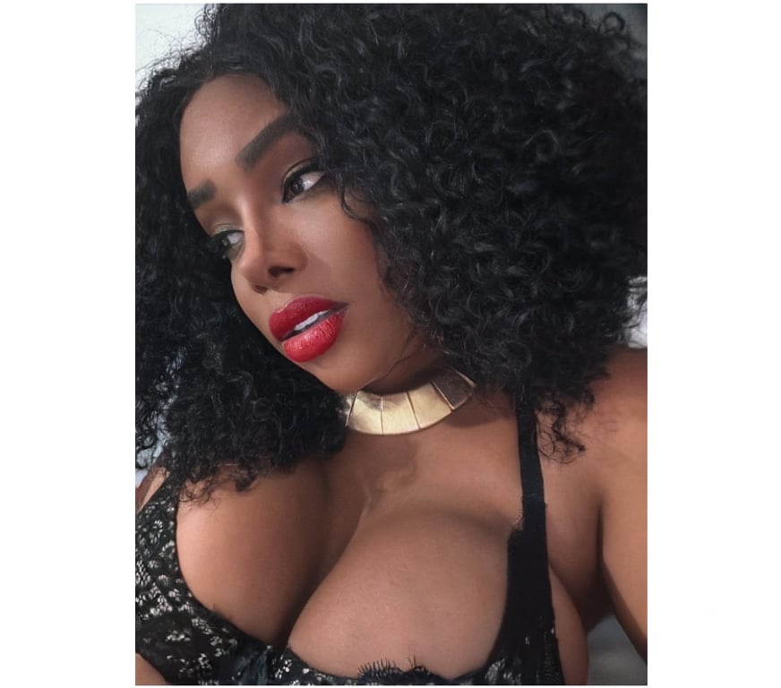 Escorts West Midlands Wolverhampton - Photos for Sophie black ebony ,girl party 🥳