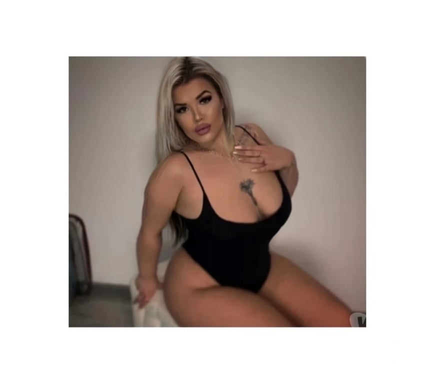 Escorts West Yorkshire Kirklees - Photos for 🌼NEW HERE INCALL☎️INCALL FRESH & FUN