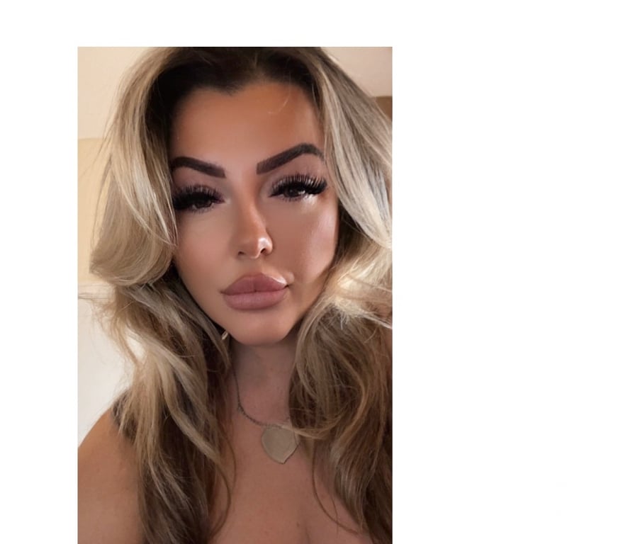 Escorts Greater Manchester Salford - Photos for blonde doll paris