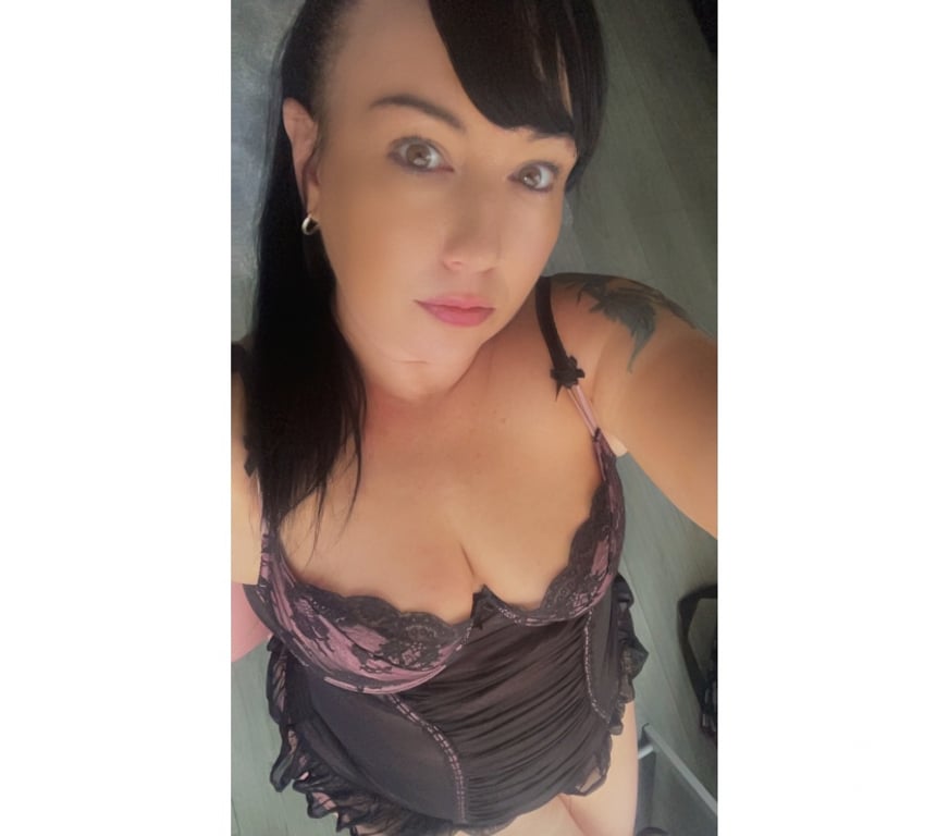 Escorts West Midlands Sandwell - Photos for 🍒🖤 New Here, Fun & Flirty 🖤🍒