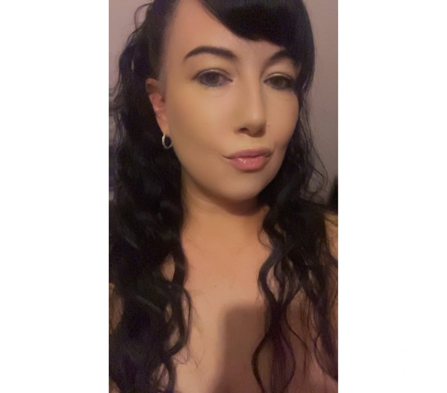 Escorts West Midlands Sandwell - Photos for 🍒🖤 New Here, Fun & Flirty 🖤🍒