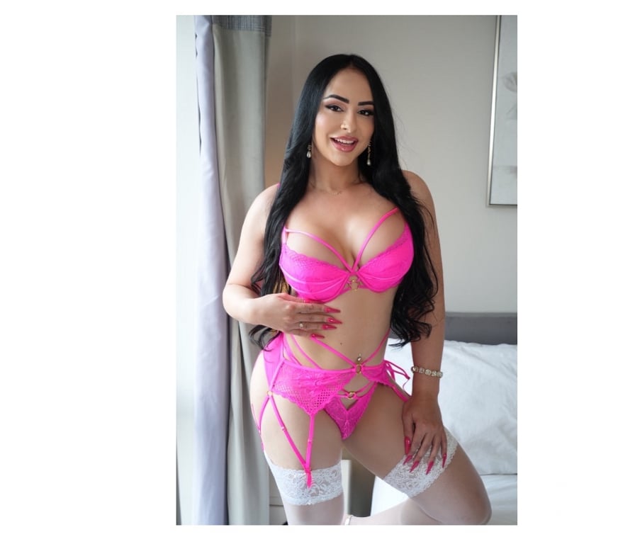 Trans Escorts Essex Brentwood - Photos for JÉSS YOUR BABE PARTY 🎉😈🔥😚🫦🇧🇷