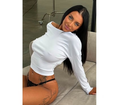  Escorts & Erotic Massage Eastbourne Town Centre Eastbourne - Photos for Jessy new in town 😘💋