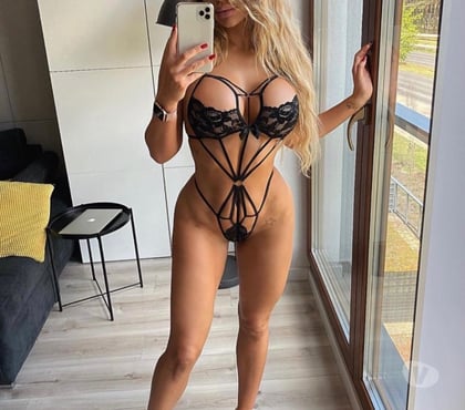 Escorts Mayfair Central London - Photos for Best owo * party girl * new in town